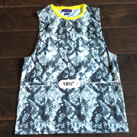 Urban Threads Tank Top - Picture 4 of 5